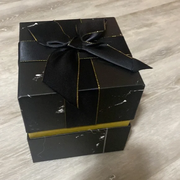 Cup - Picture 3 of 3